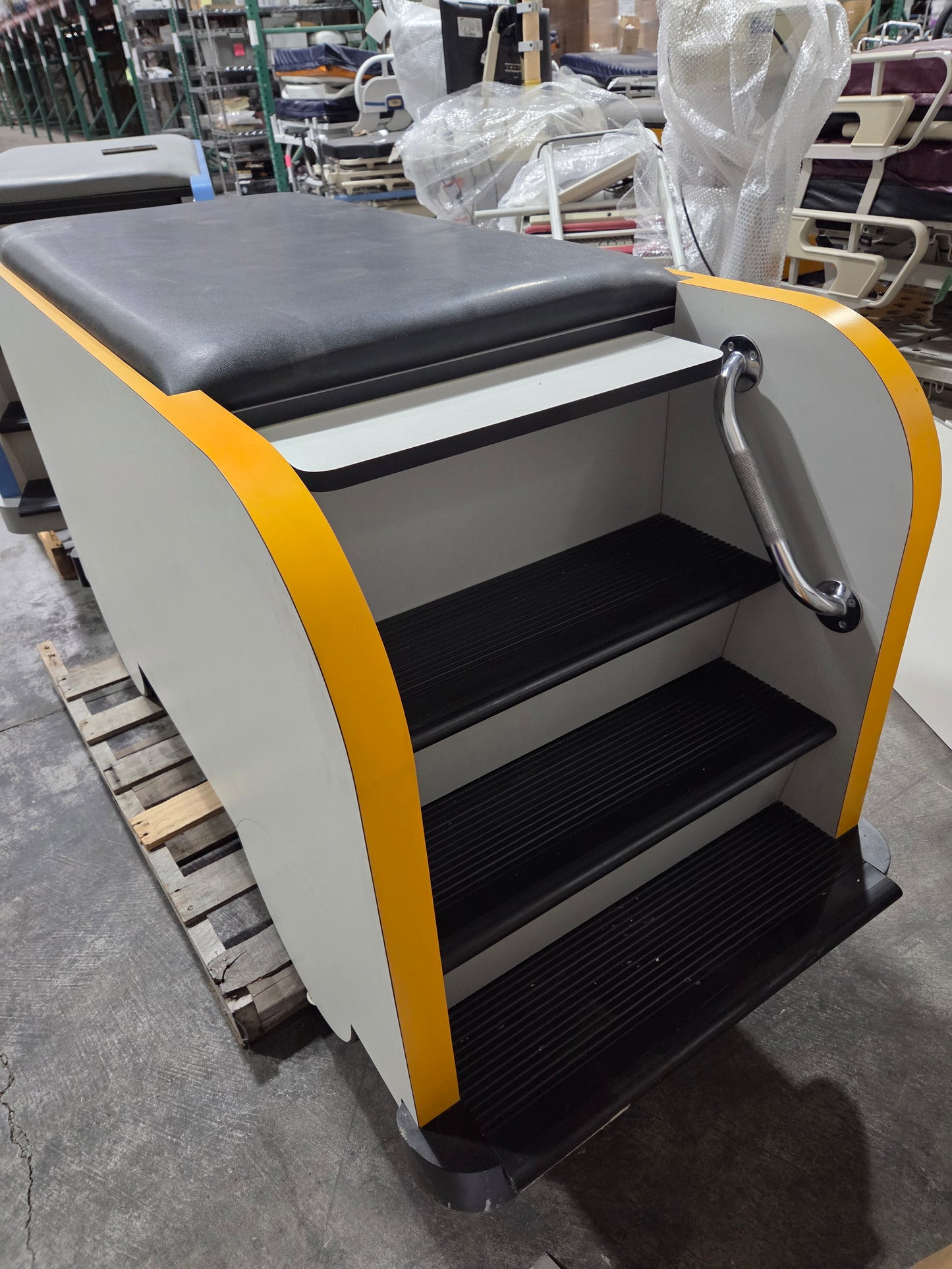 School Bus Pediatric Cabinet Treatment Table w/ Flat Top, Used, 1/Each -1767861