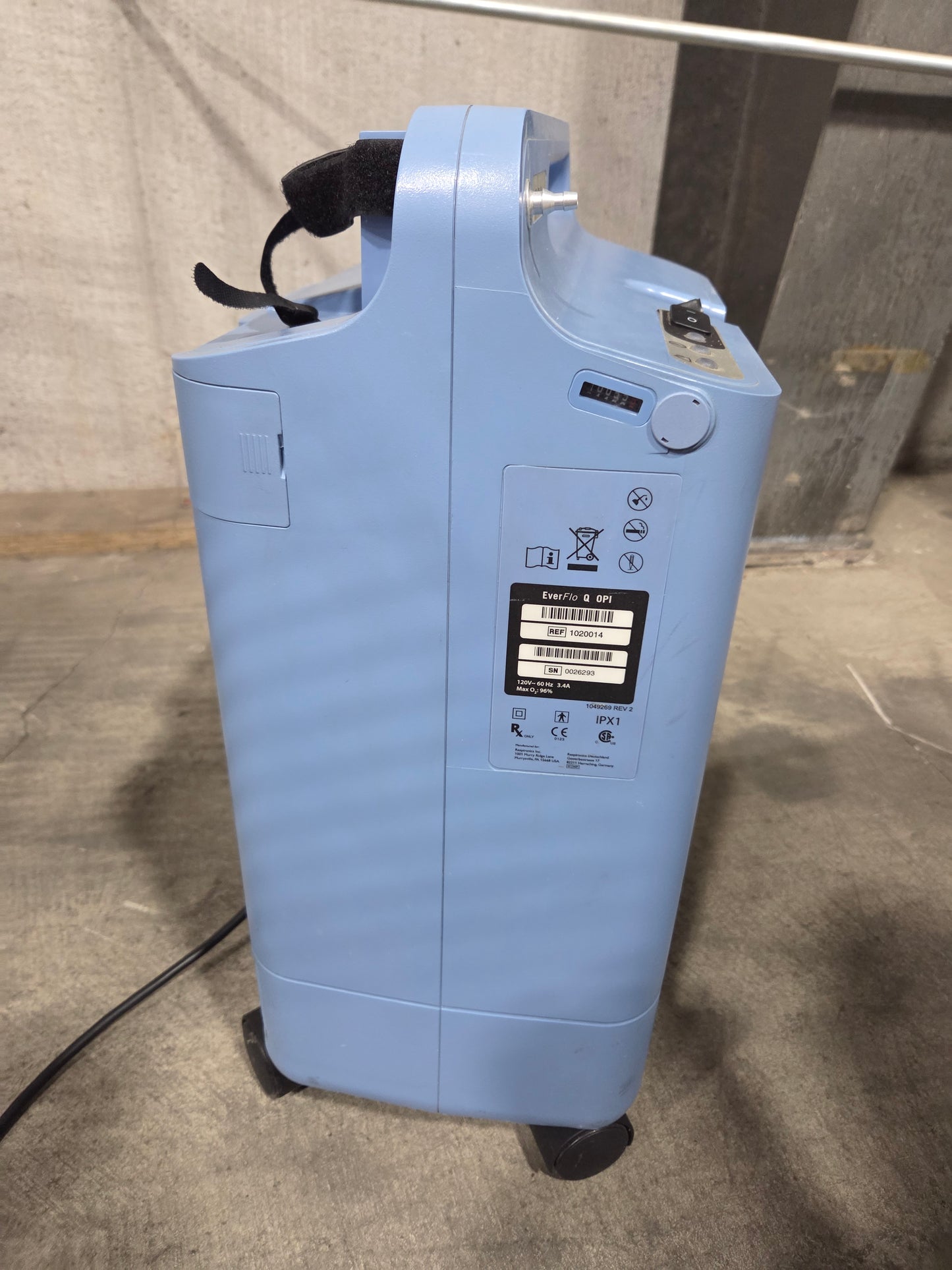 Respironics EverFlo Q with OPI Oxygen Concentrator, Used - 1768133