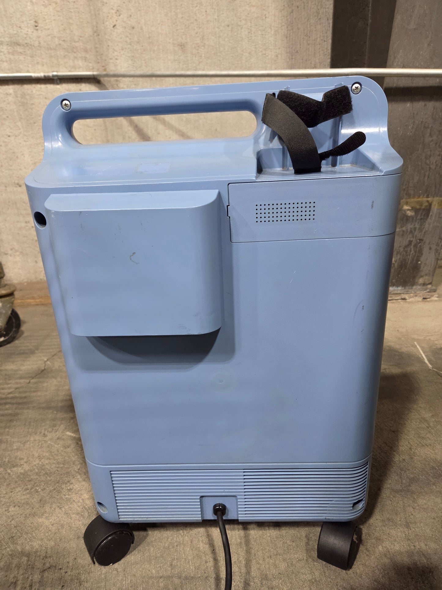 Respironics EverFlo Q with OPI Oxygen Concentrator, Used - 1768133