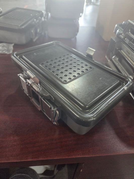 Genesis Mini Sterilization Container w/ Lid & Tray 3" x 10" x 5"