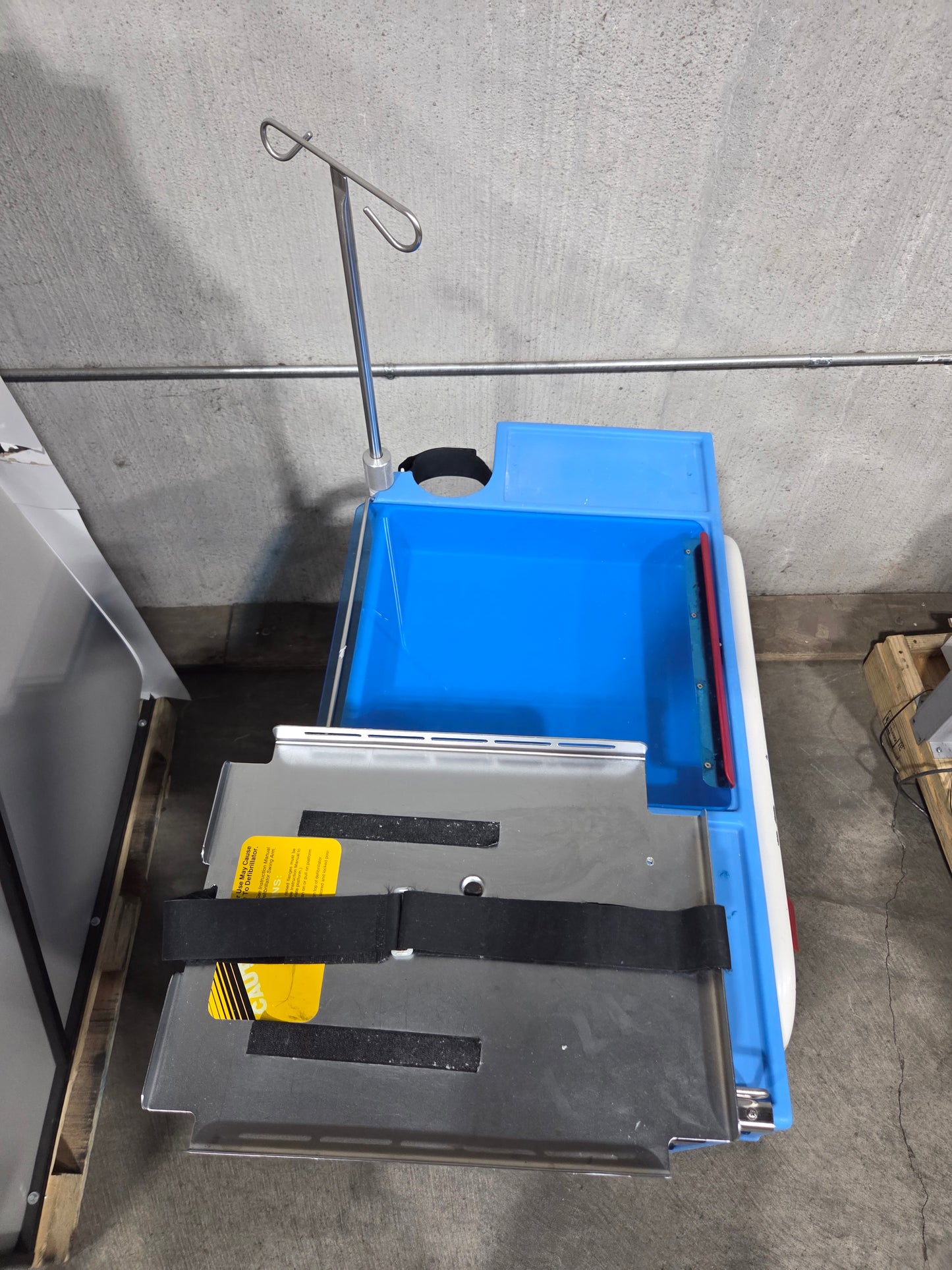Metro Lifeline Emergency Crash Cart 51, Used, 1/ea