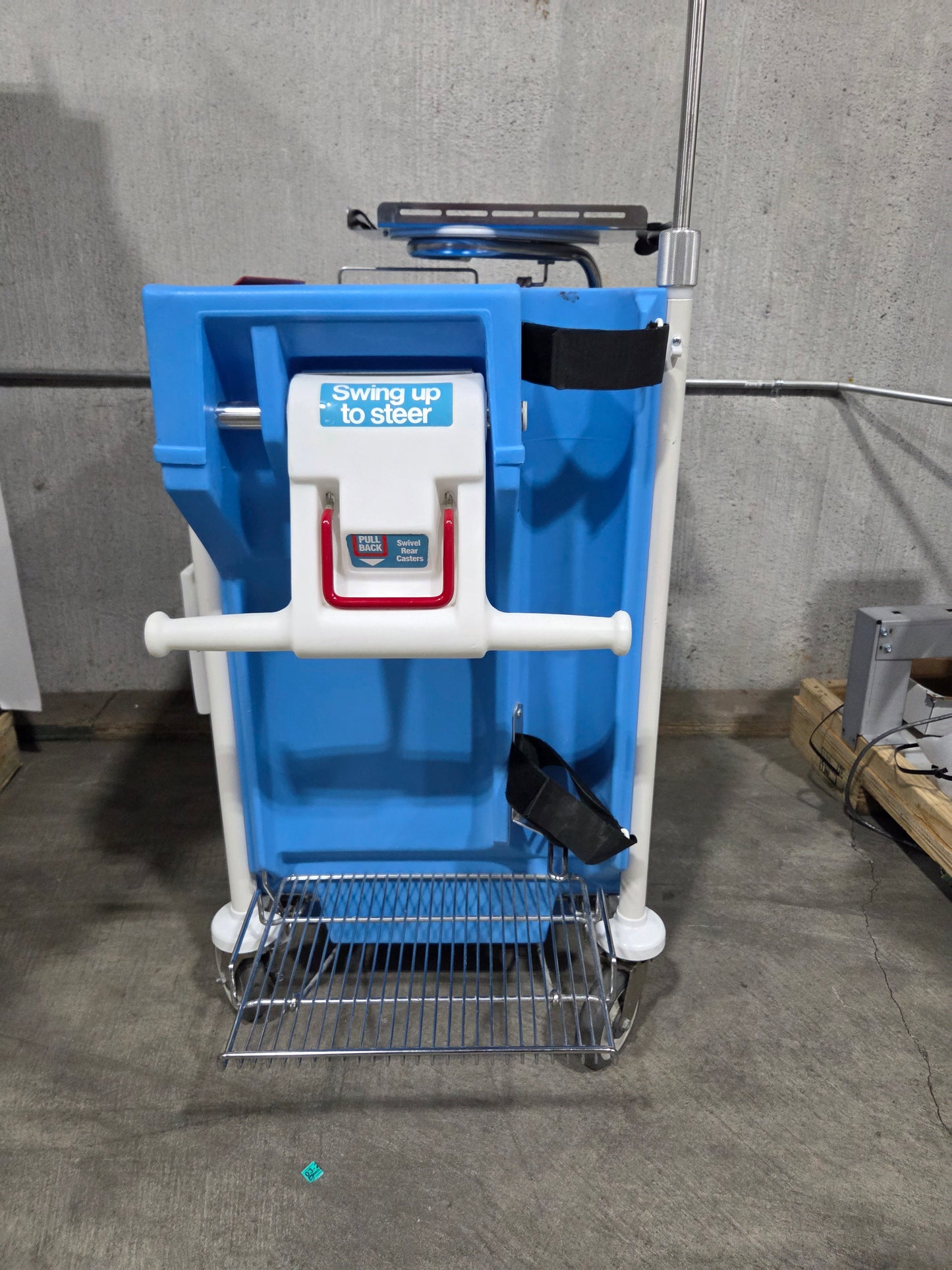 Metro Lifeline Emergency Crash Cart 51, Used, 1/ea