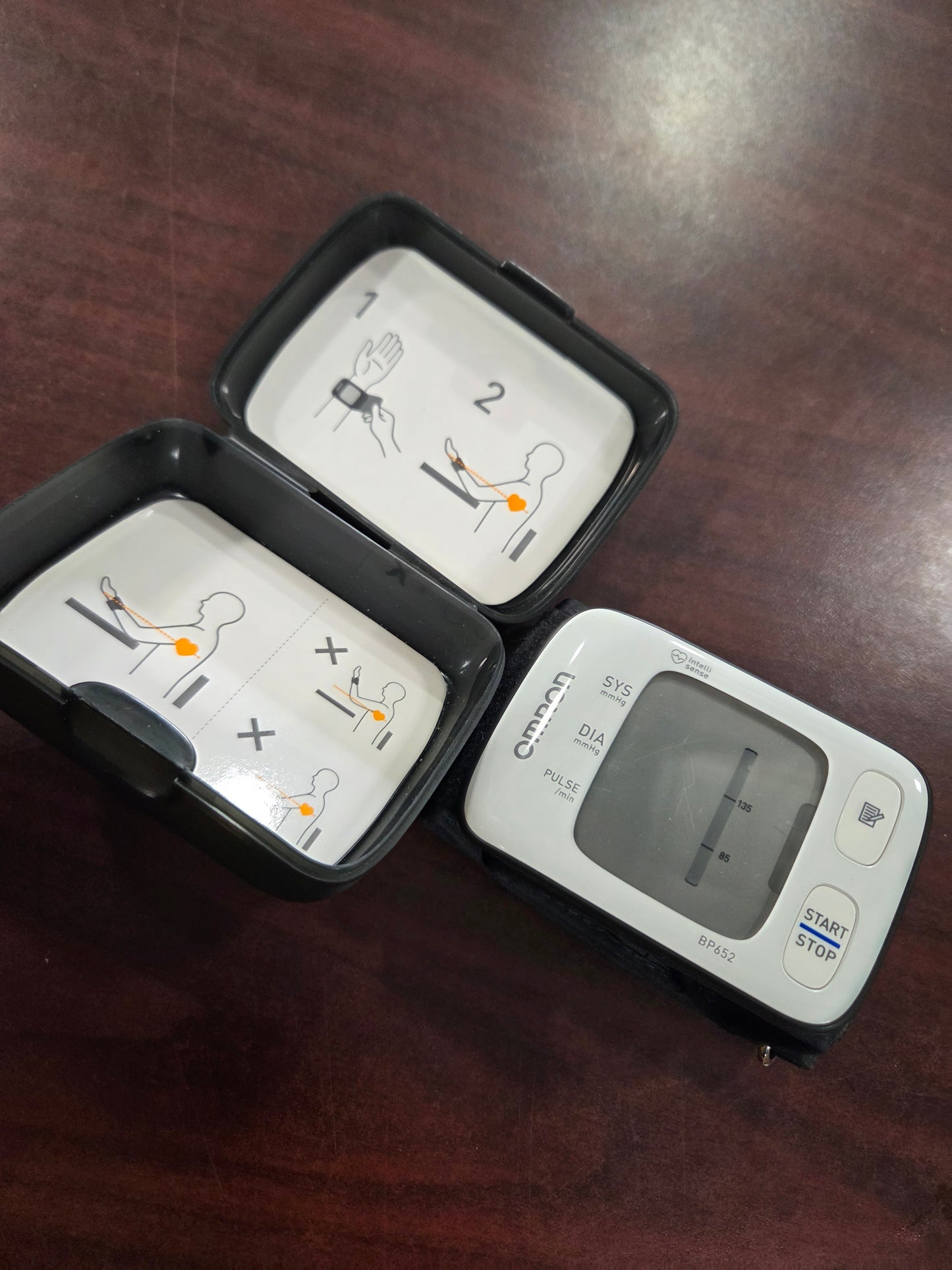 Omron 7 Series Ultrasilent Blood Pressure Monitor, Used, 1/each - 1777899