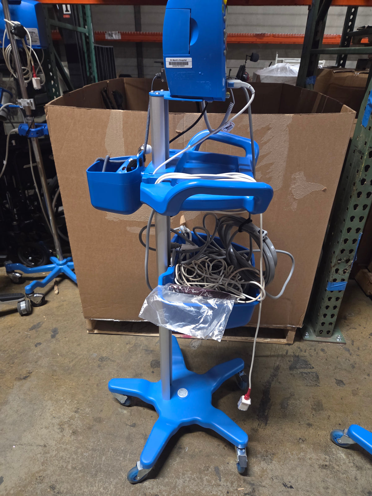 Carescape V100 Dinamap Vital Signs Monitor with Rollstand, Used, 1/Each - 1798831