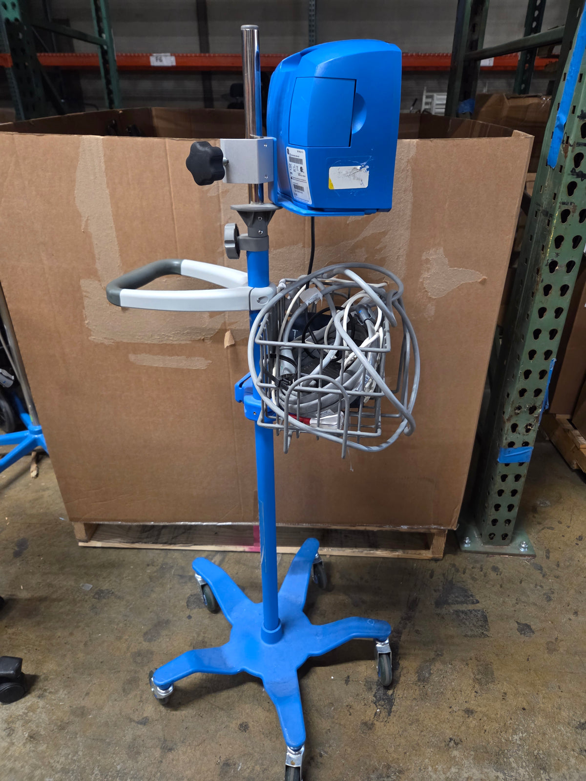 Carescape V100 Dinamap Vital Signs Monitor on Rolling Stand, Used, 1/Each - 1798833
