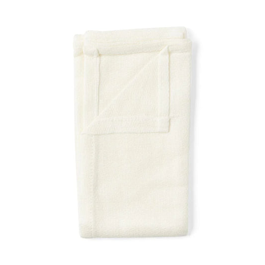 O. R. Towel, White, 17 ” x 27”, Non Sterile, 100/Box