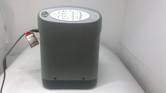 DeVilbiss iGo Portable Oxygen System w/ Rolling Case