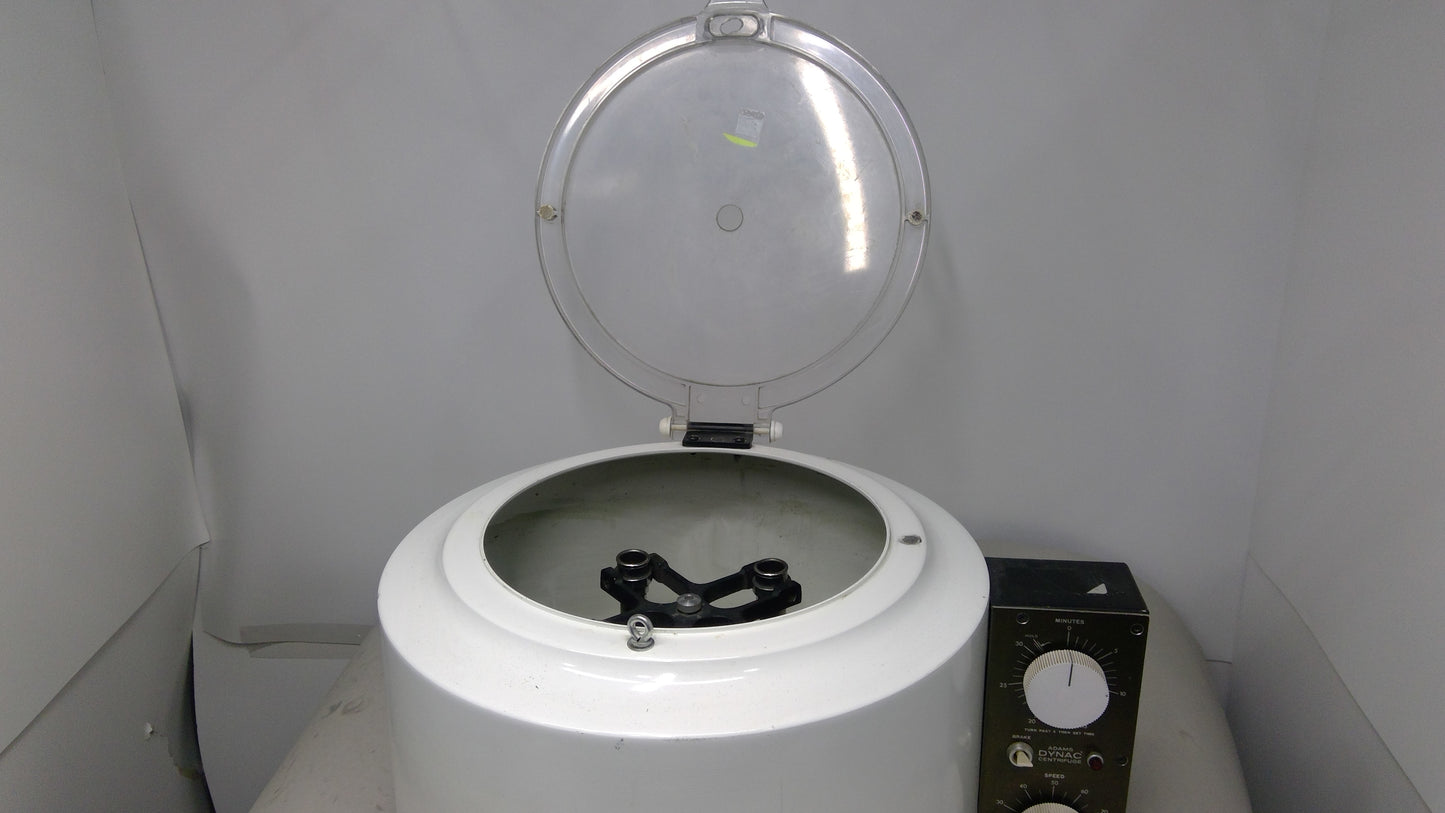 Clay Adams Dynac 0101 Centrifuge, Used