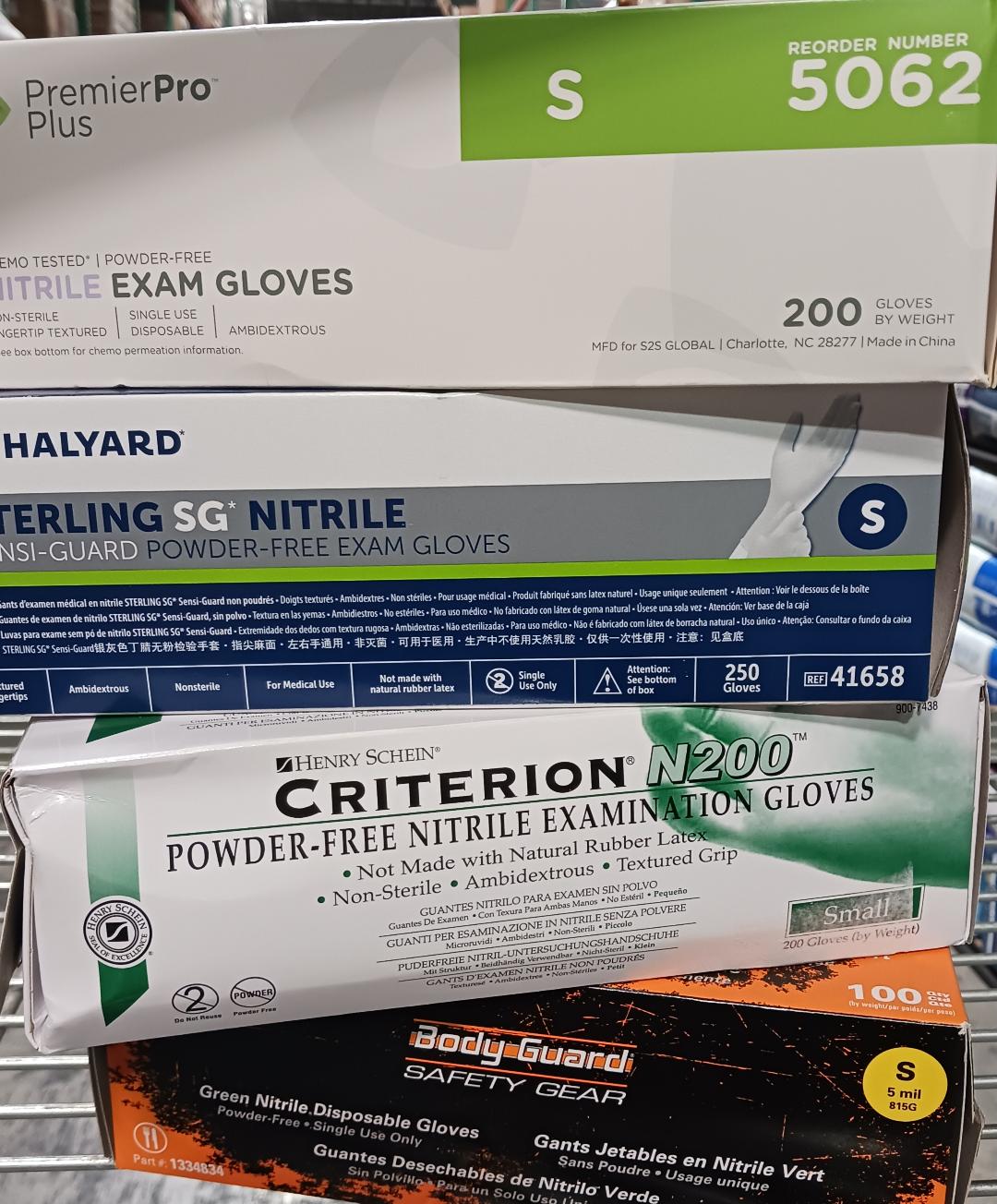 Bulk Exam Gloves, Small, Expired/Discounted