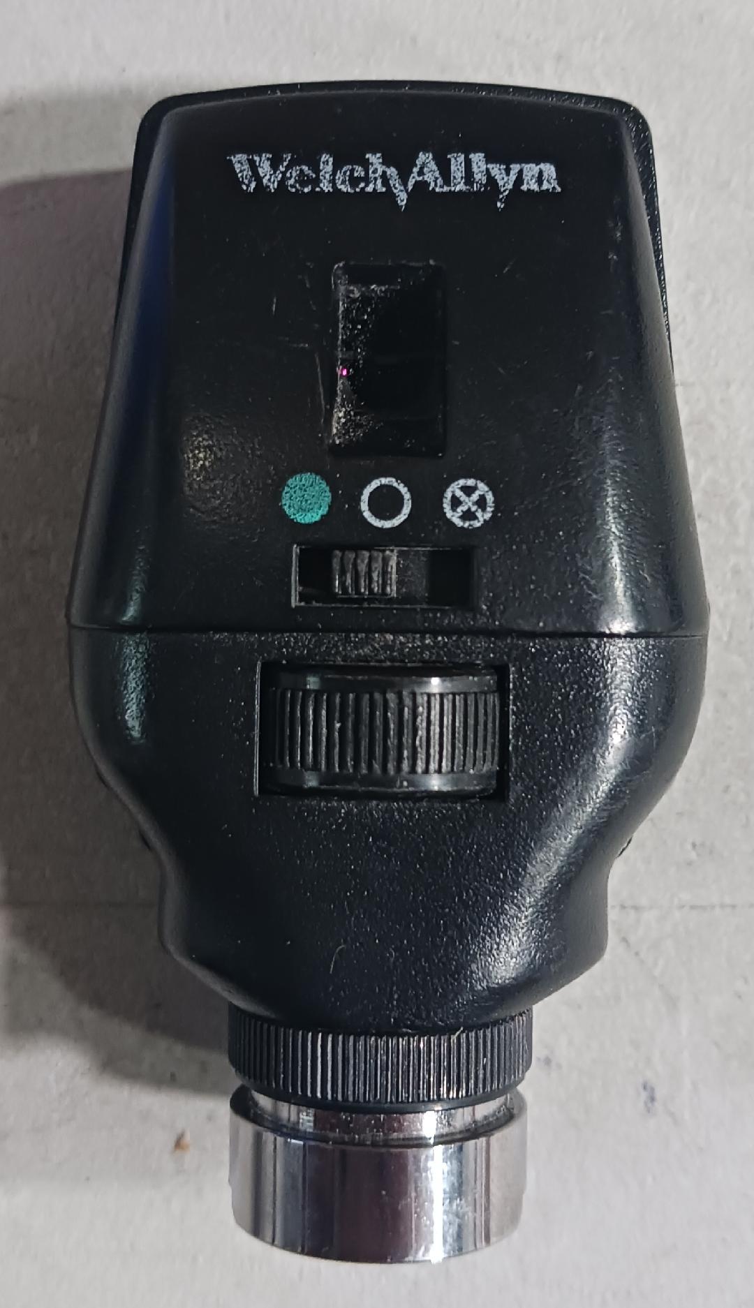 Otoscope and Ophthalmoscope w/Accessories, Rechargeable Batteries and Charging Port, Used/Untested, 1/Set