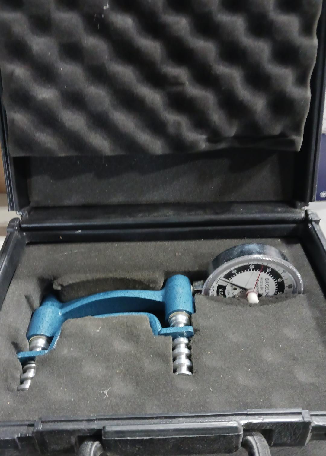 Baseline 200lb. Hydraulic Hand Dynamometer, Used/Tested, 1/Case