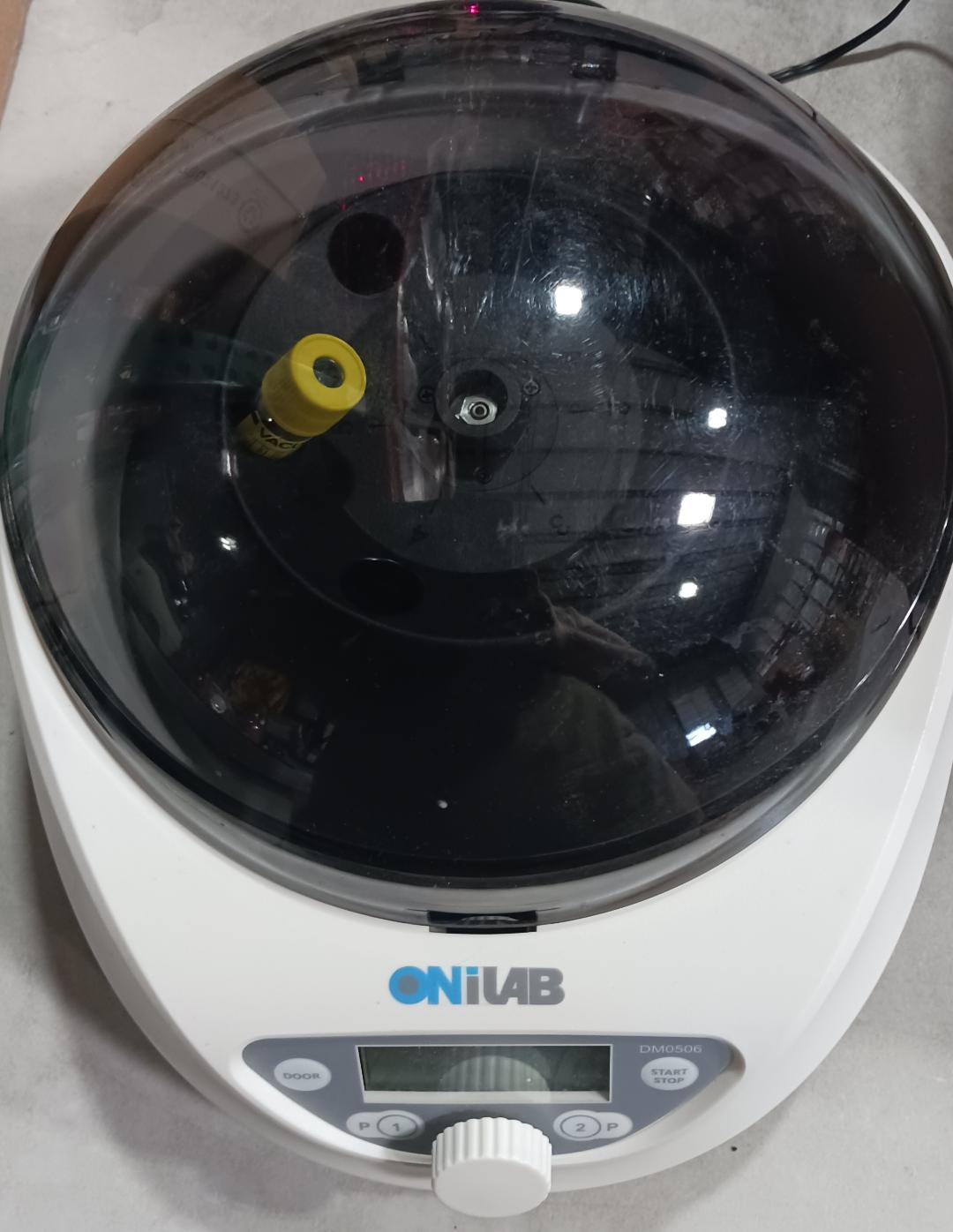 OniLab Low Speed Benchtop Centrifuge, Used
